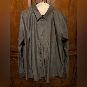 Men’s long sleeve dress shirt